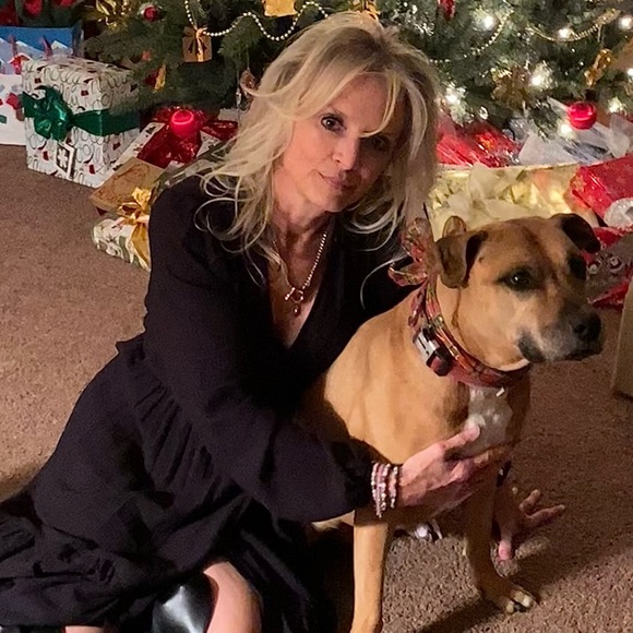 Meet your Posher, Becca - Picture 1 of 1